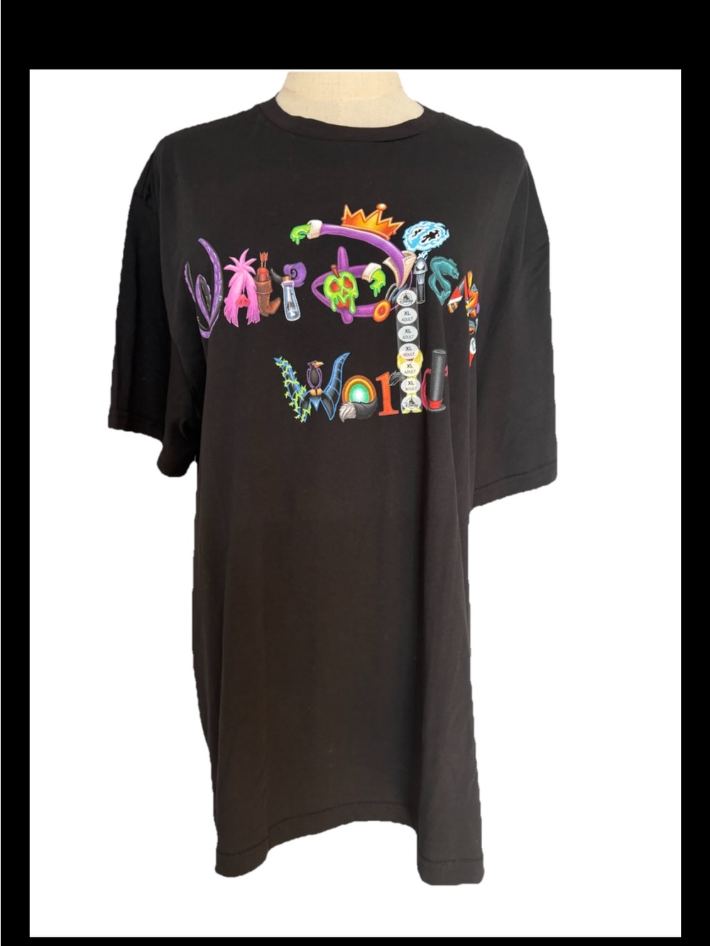 Disney Walt Disney world Parks Villains Character Letters XL Black T-shirt Unise